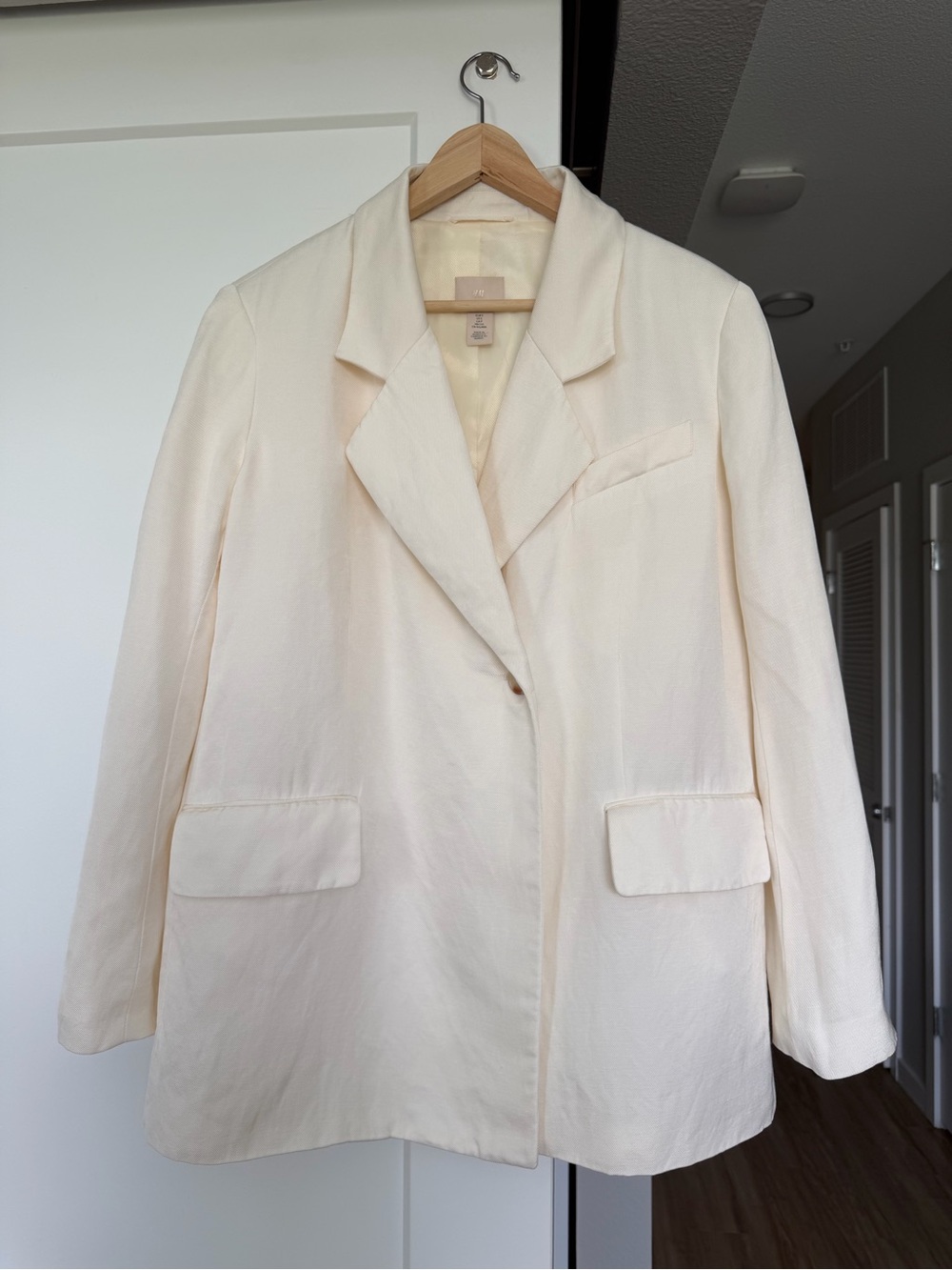 H&M Cream Single-Button Blazer
